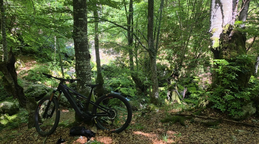 PEDALAMA KROZ NETAKNUTU PRIRODU ROMANIJE